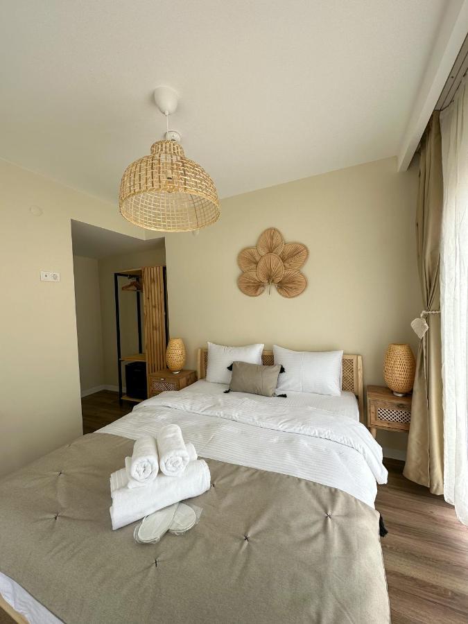 Ella Alacati Otel Ildiri Екстериор снимка
